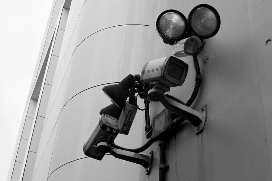How to Choose the Right Commercial Security Camera System for Your