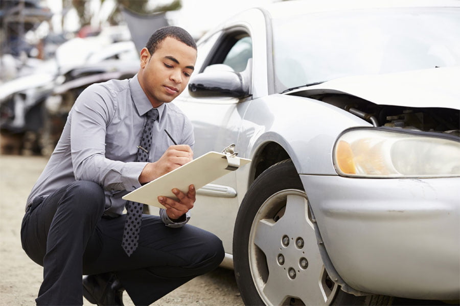 4 Qualities To Look For in a Rhode Island Car Accident Lawyer - Inspire